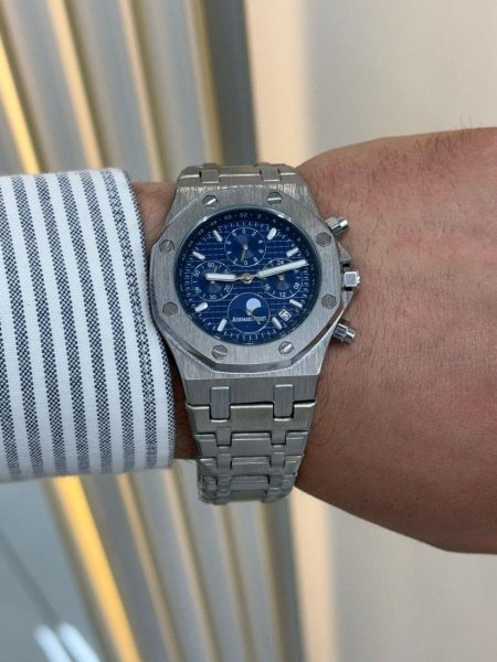 ساعة رجالي AP