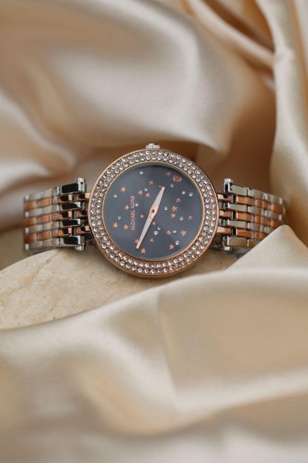 ساعة نسائية مايكل كورس