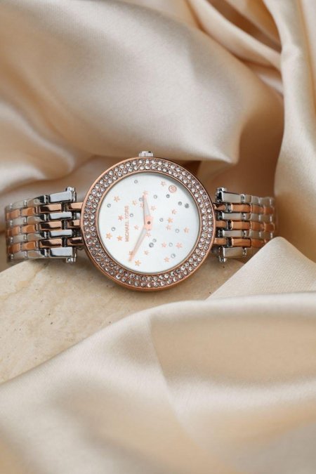 ساعة نسائية مايكل كورس