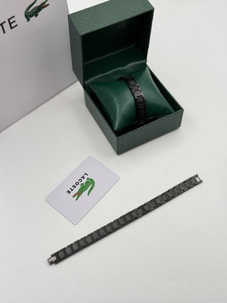 اسوارة لاكوست