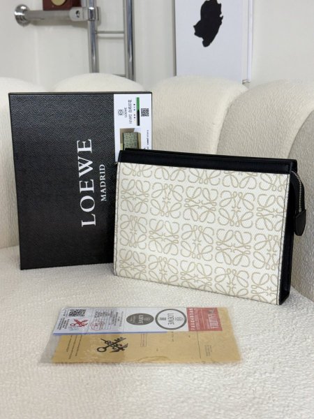 شنطة لويفي LOEVE