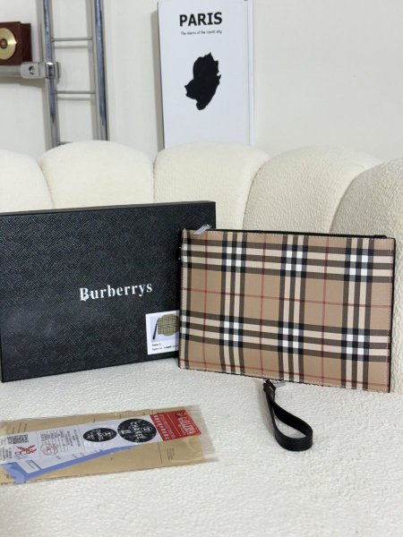 شنطة بربري Burberry