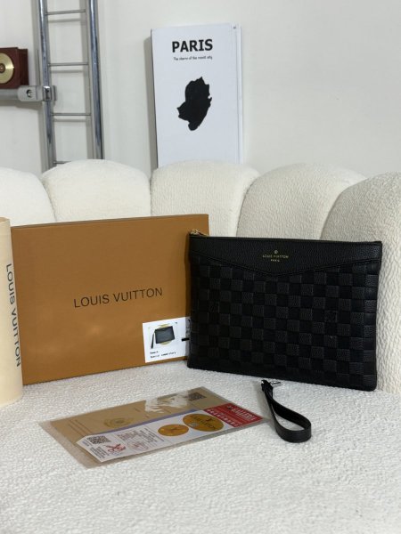شنطة لويز فيتون LV